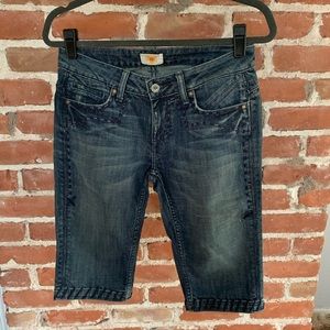 Antique Denim Bermuda jean denim shorts 27